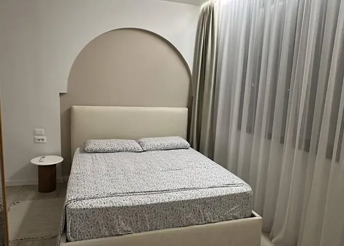 Daydream * Τίρανα